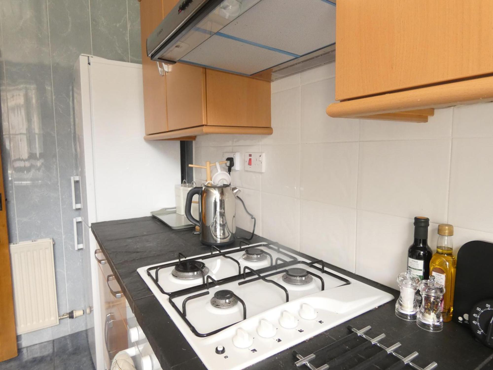 Central 2-Bed Flat In Edinburgh Exterior photo